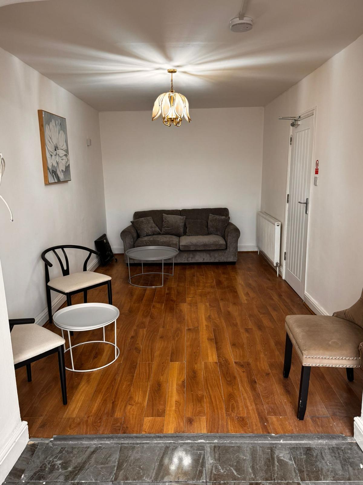Beautiful 4 Bedroom House In Small Heath EXCELLENT LOCATION property photo