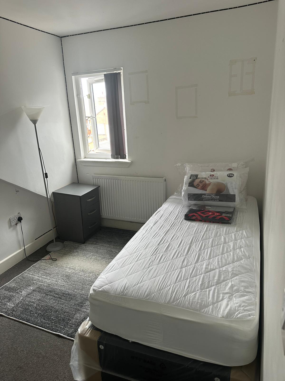 Room with own bathroom property photo